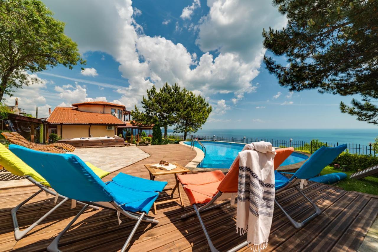 Sunny House Izgrev Villa Balchik Exterior photo